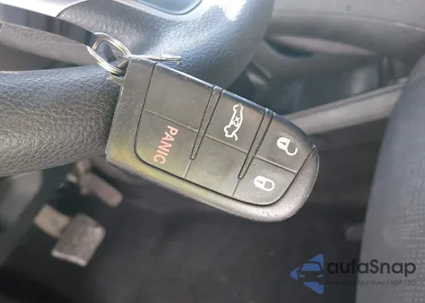 2015 Chrysler 200 Limited z USA, uszkodzony, nr VIN 1C3CCCAB6FN546078